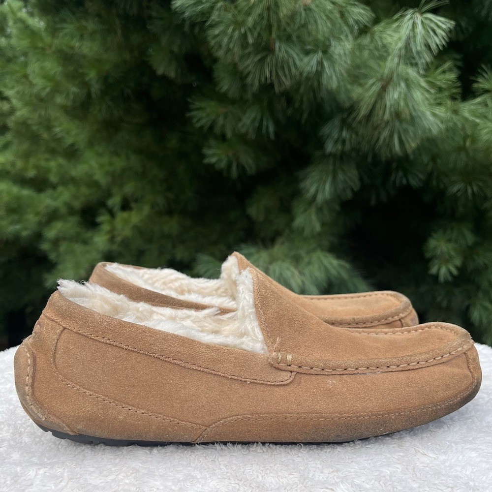 UGG Ascot Moccasin Slippers Mens 11 Chestnut Suede Wool Lined Driving Moc Shoe